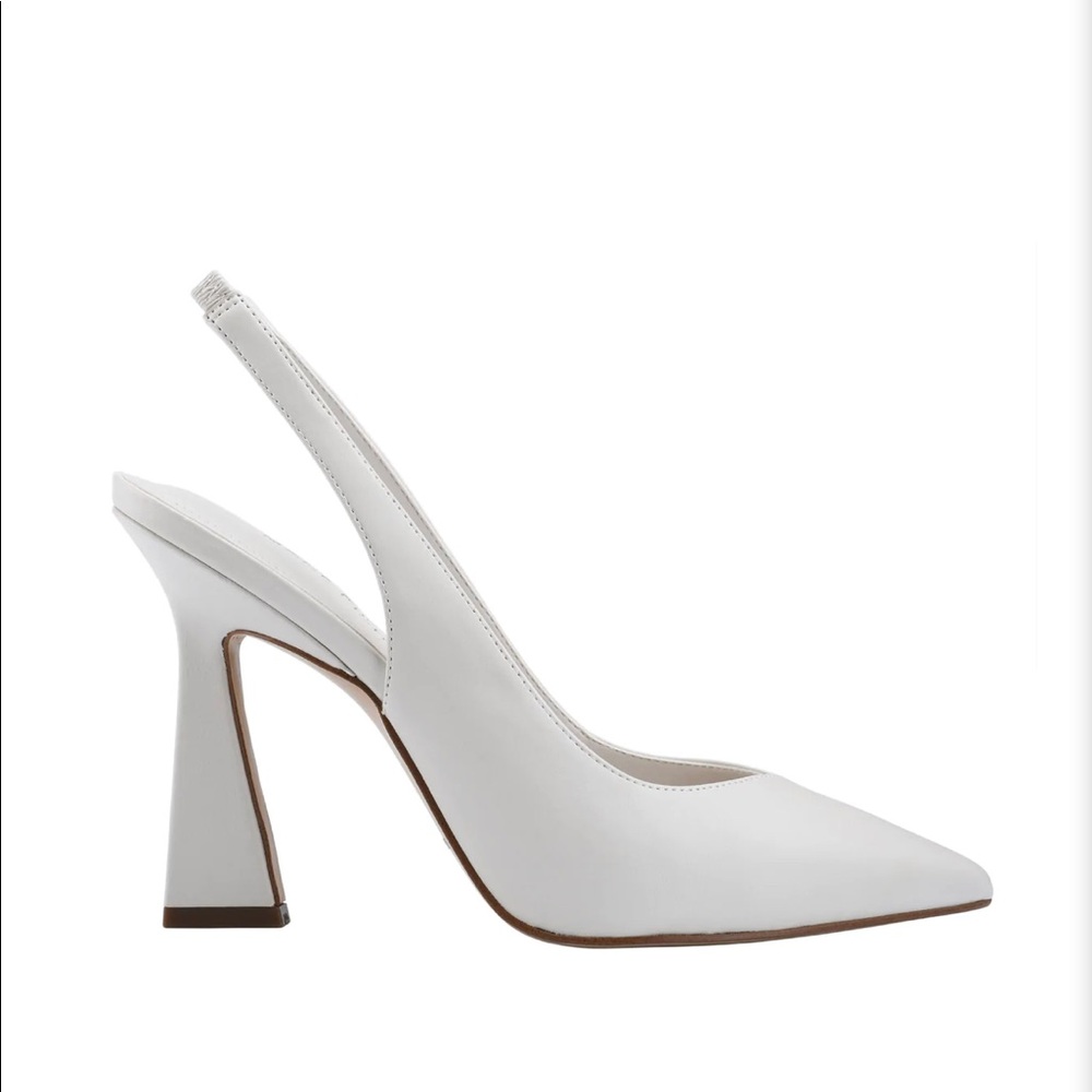 Marc Fisher Scully Slingback Pumps in Ivory - 7.5 women’s